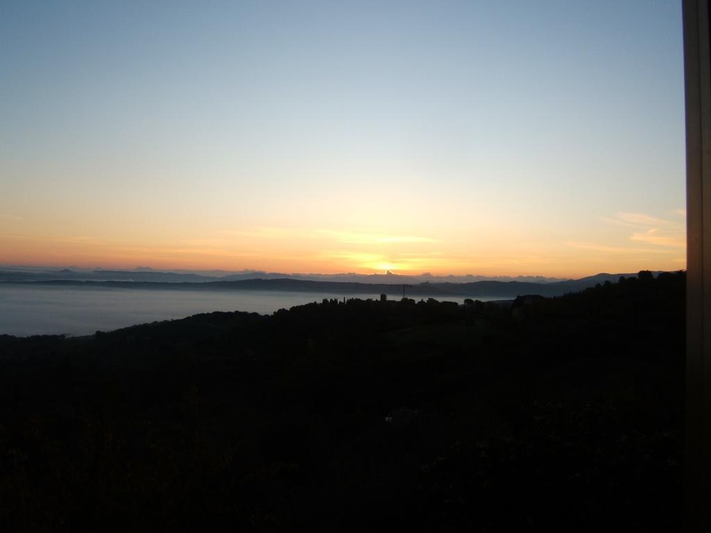 Villa Santa Maria Montalcino Buitenkant foto