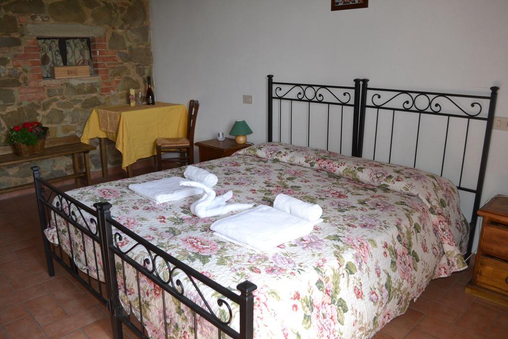Villa Santa Maria Montalcino Buitenkant foto